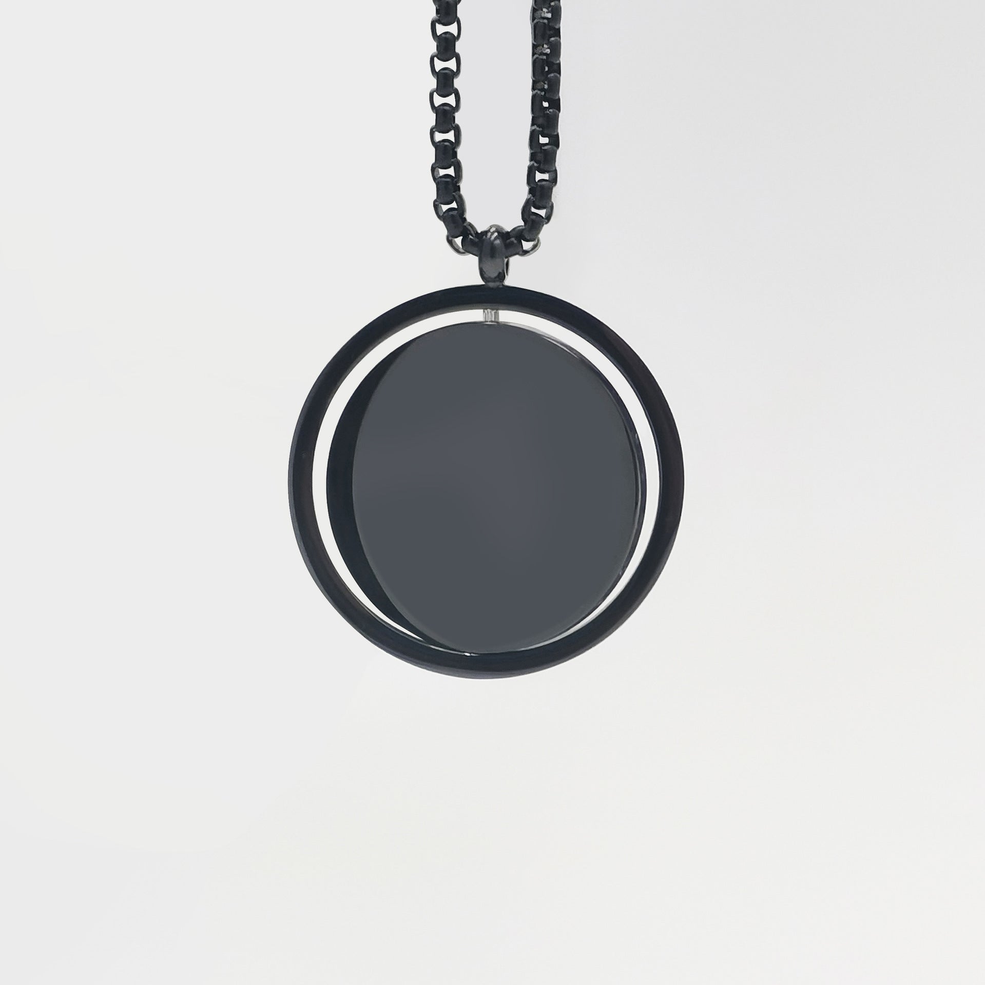 Personalized Name Custom Picture Round Pendant Necklace