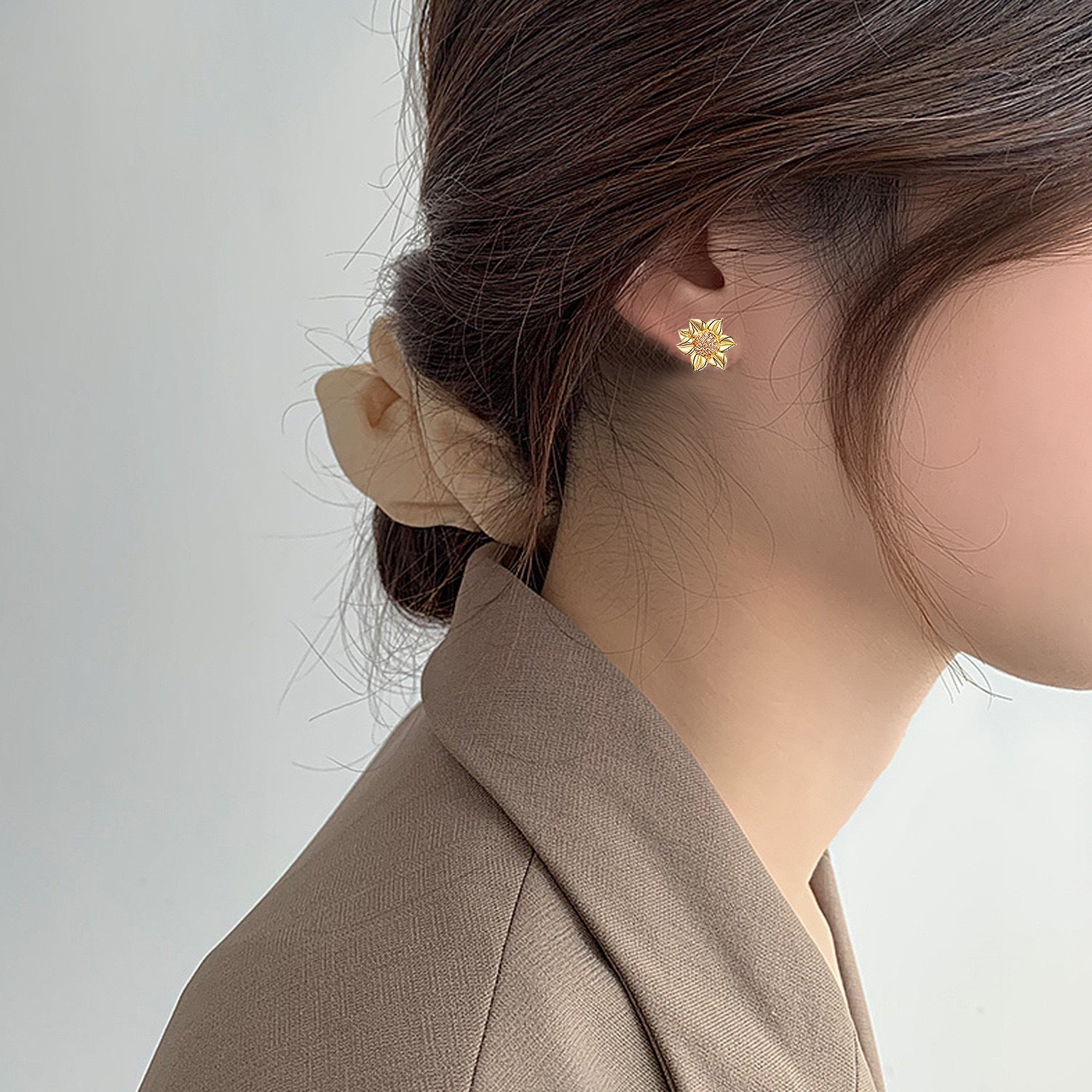 Sunflower Stud Earring (Non-personalized)